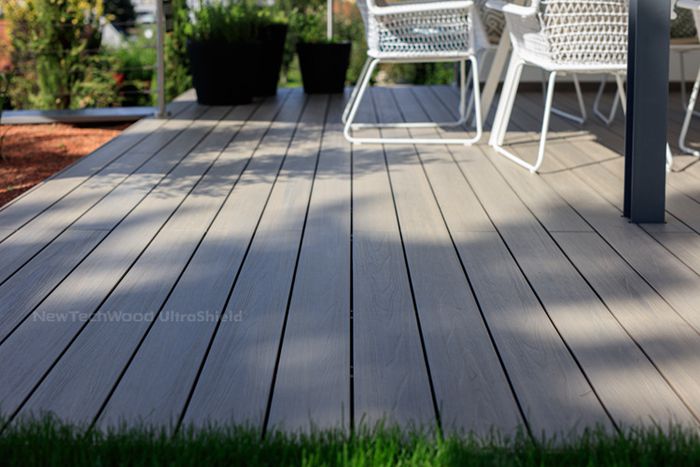 UltraShield_Naturale_Decking_Antique_Color_Project_Picture